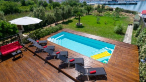 Villa Anela (with pool and boat place)